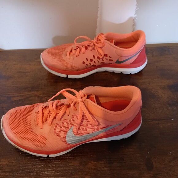 Nike Flex 2015 Run Coral Orange Running Shoes – Women’s Size 8 - Picture 3 of 8
